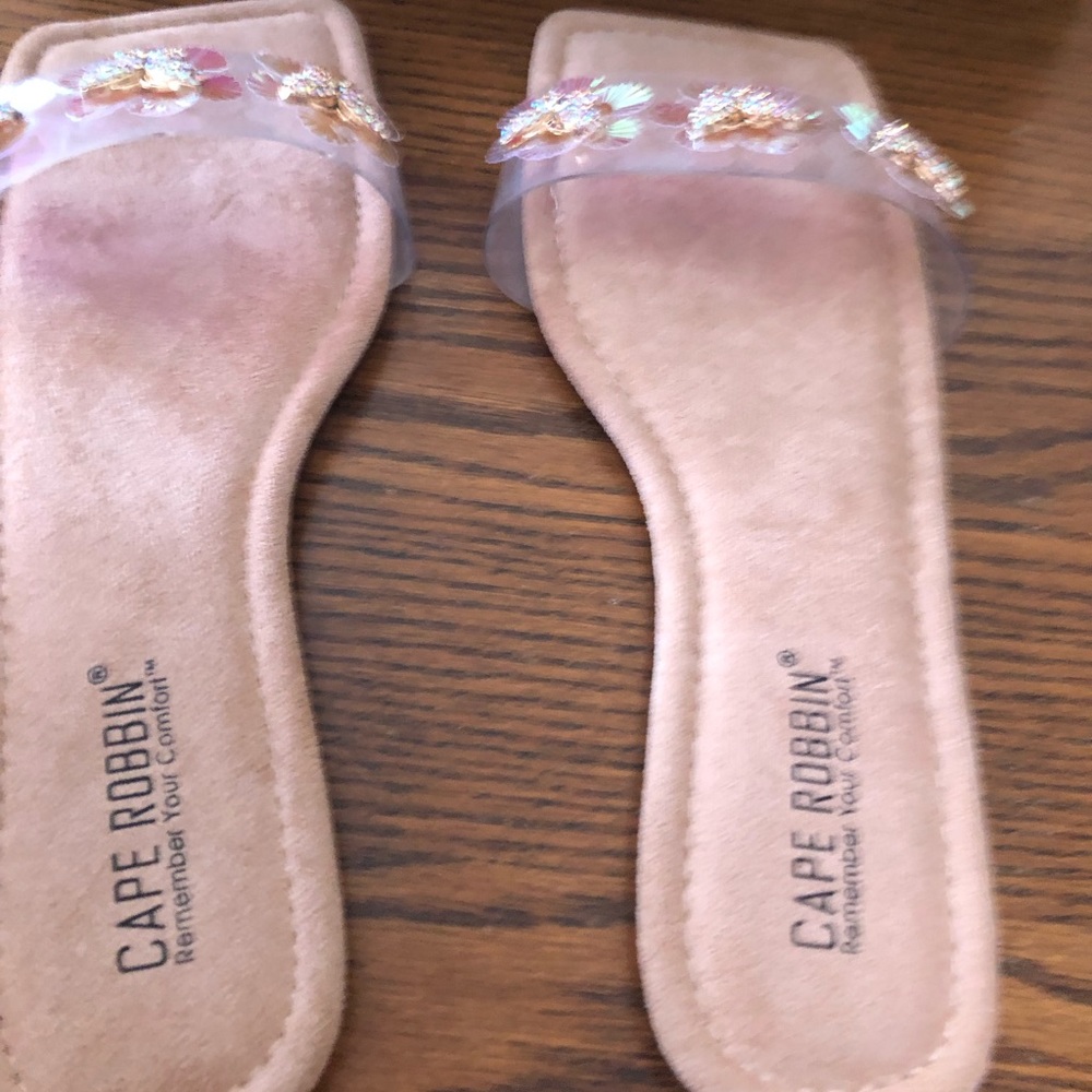 NWT CAPE ROBBIN Basto Nude Flower Sandals  Size 7 - Picture 4 of 4